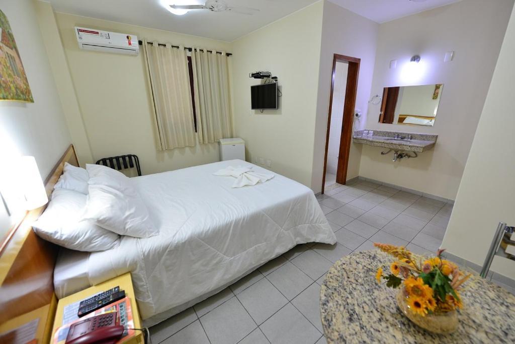 Vind'S Plaza Hotel Caratinga Luaran gambar