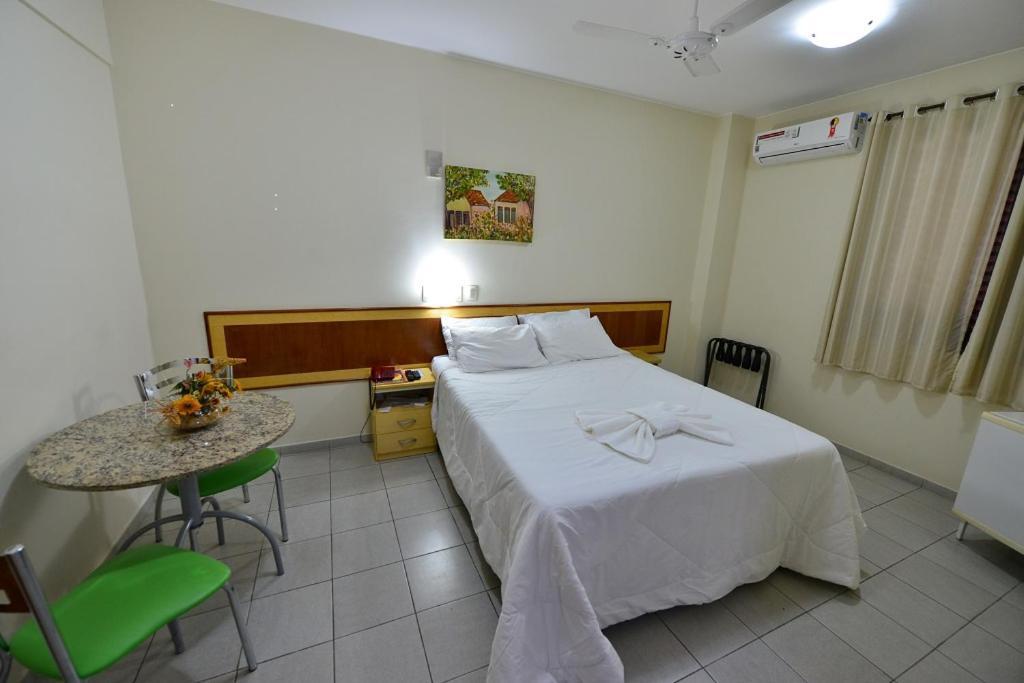 Vind'S Plaza Hotel Caratinga Luaran gambar