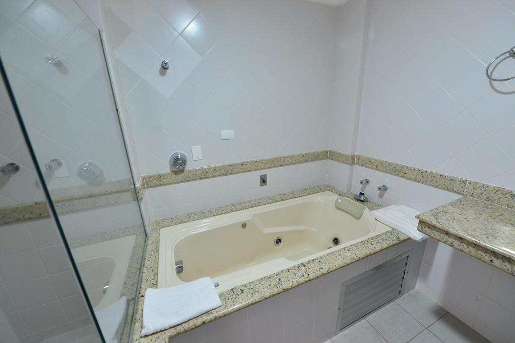 Vind'S Plaza Hotel Caratinga Luaran gambar